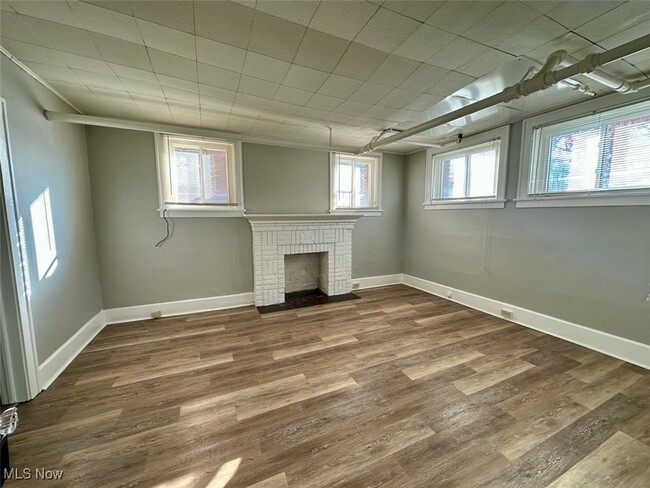 Photo - 123 N Portage Path Apartment Unit 7