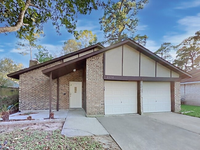 Photo - 2138 Wood River Rd