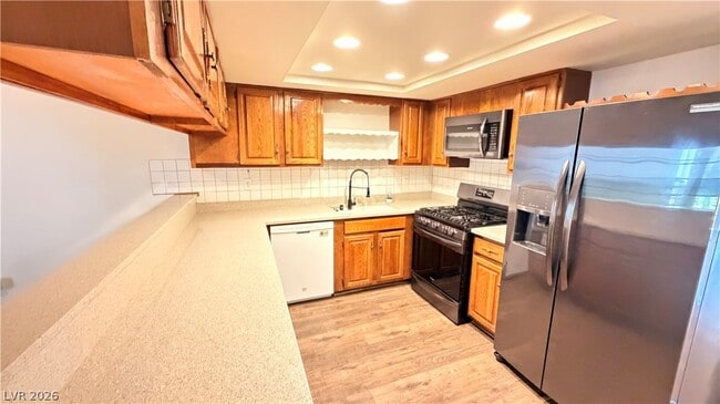 2783 Carnation Ln
