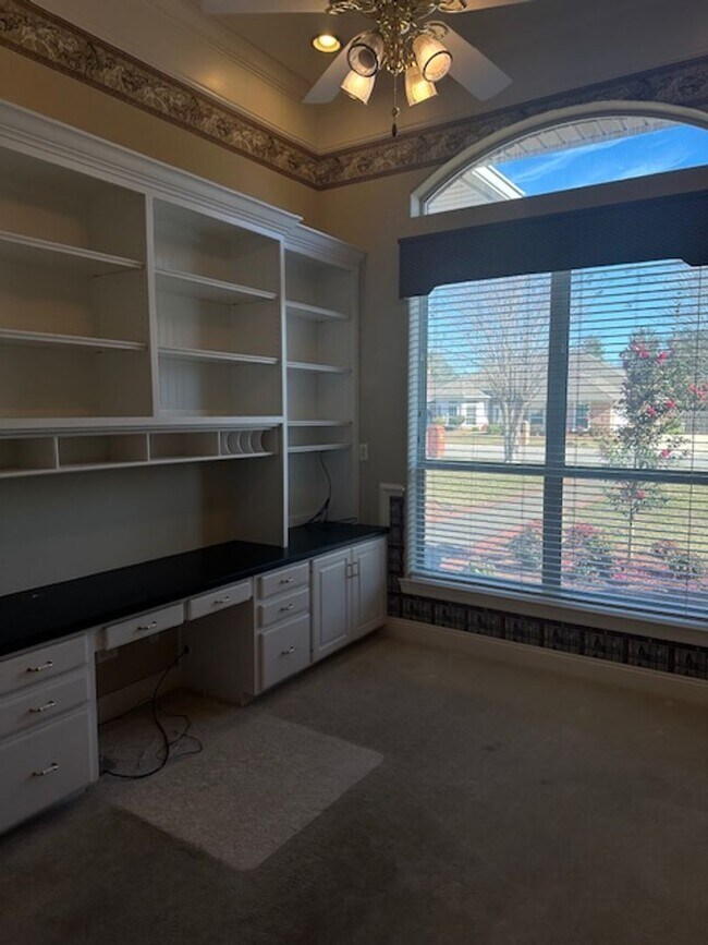 Photo - Fabulous Home in Gulf Breeze