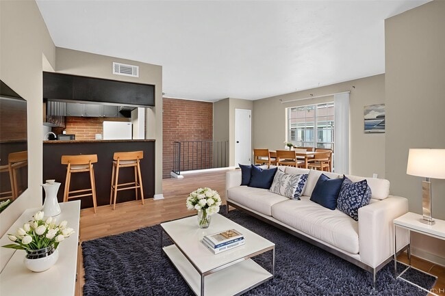 Photo - 3400 Timmons Ln Unit 10