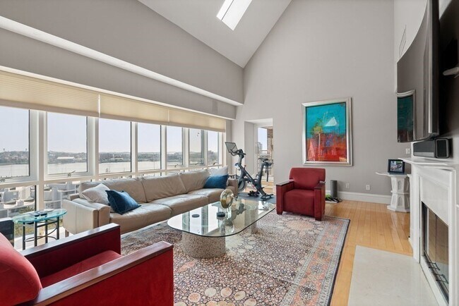 Photo - 197 8th St Unit PH212