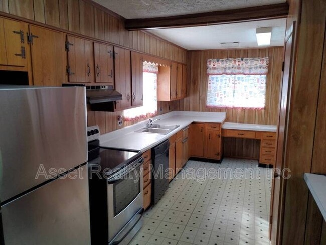Photo - 102 Eastwood Dr