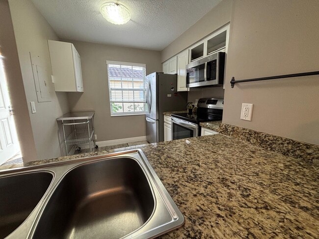 Photo - 1035 Lake Shore Dr Unit 202