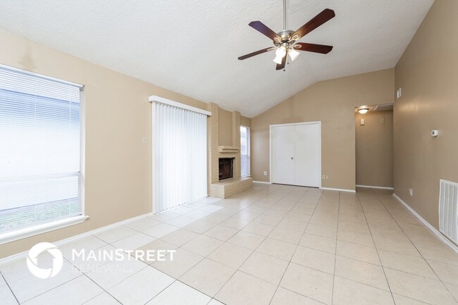 Photo - 11110 Grassyglen Dr