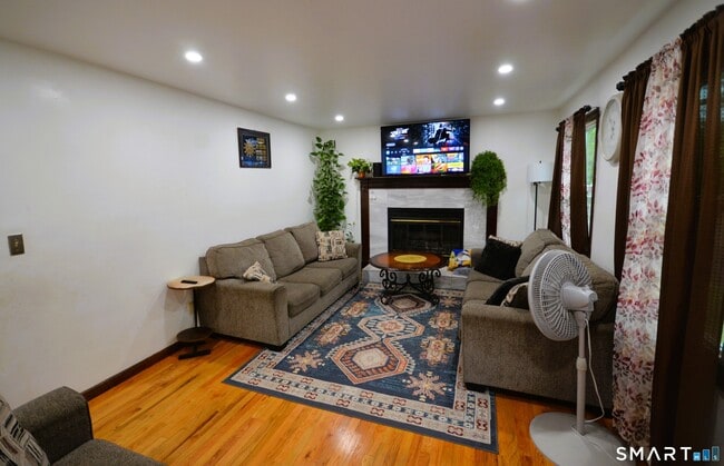 Photo - 430 Berkeley Rd