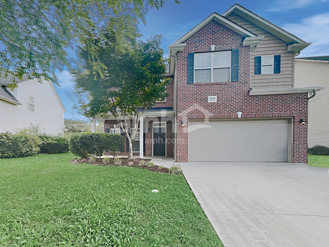 Building Photo - 1641 Silver Oak Ln