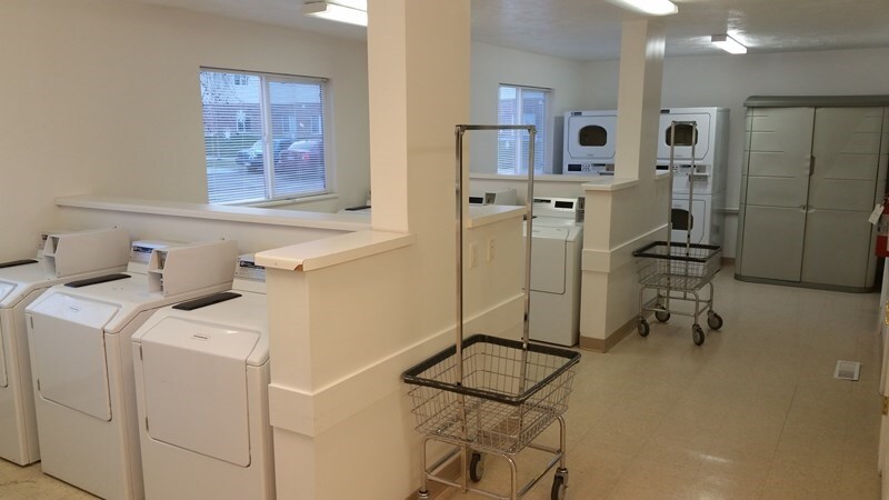 Photo - Cougar Court Apartments