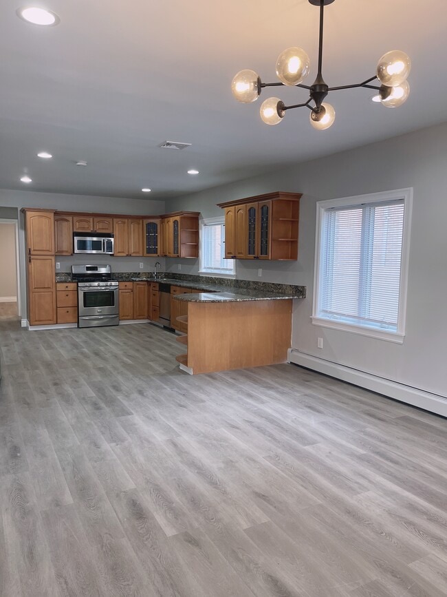 Photo - 200-01-201 26th Ave