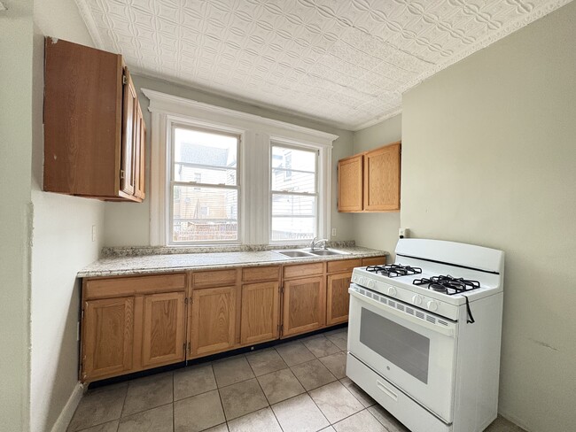 Photo - 267 Halsted St Apartments Unit 1