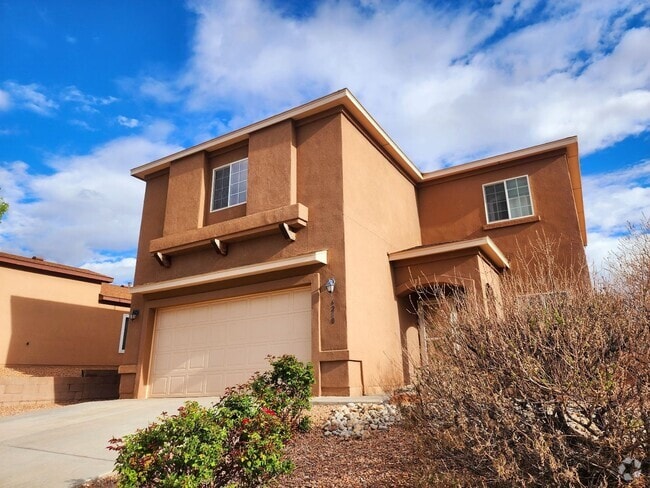 Building Photo - Paradise Hills 4 Bedroom Rental