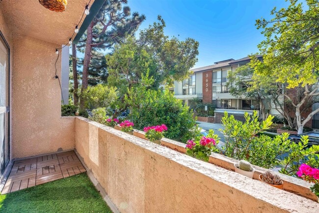 Photo - 5651 Windsor Way Unit WindsorCastle Culver City