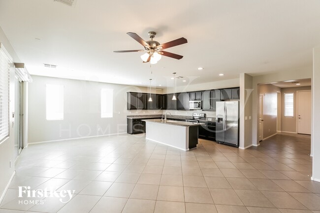 Photo - 22464 Via Del Oro