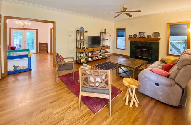 Photo - 3712 Heyward St