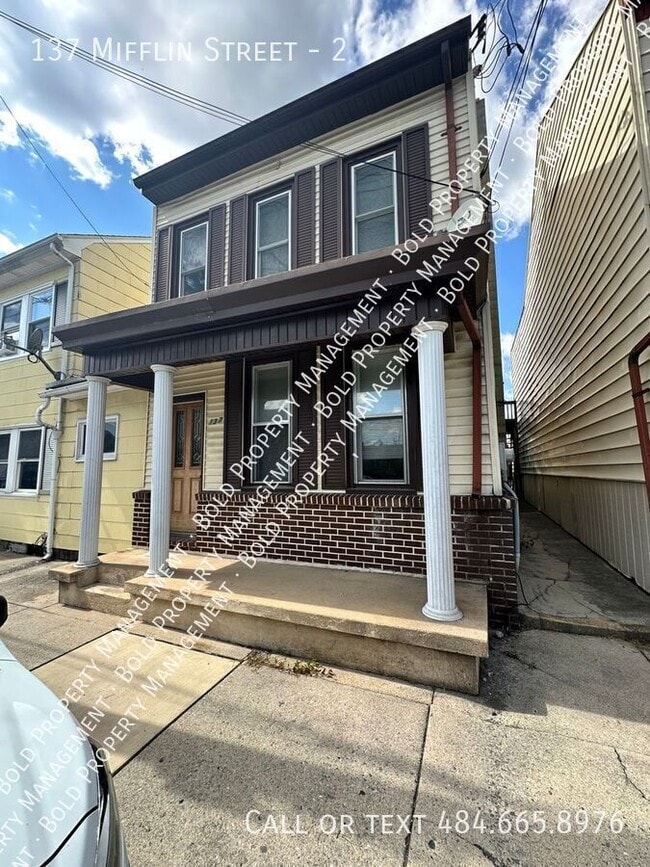 Building Photo - 137 Mifflin St Unit 2