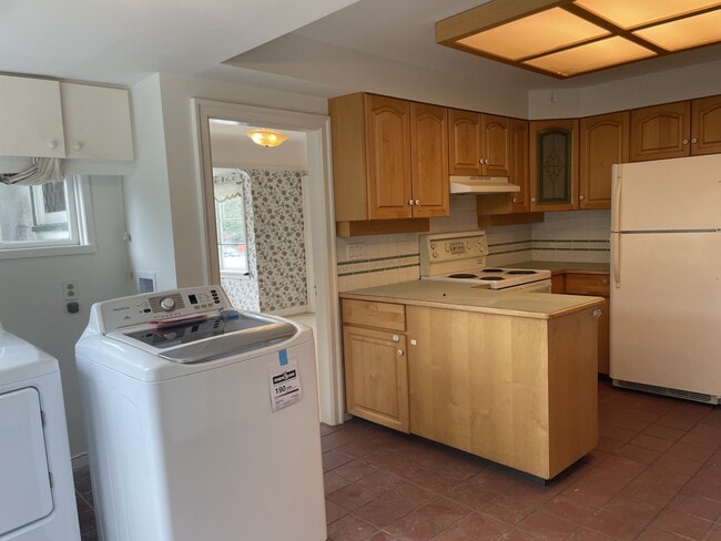 Photo - 3550 W 39th Ave