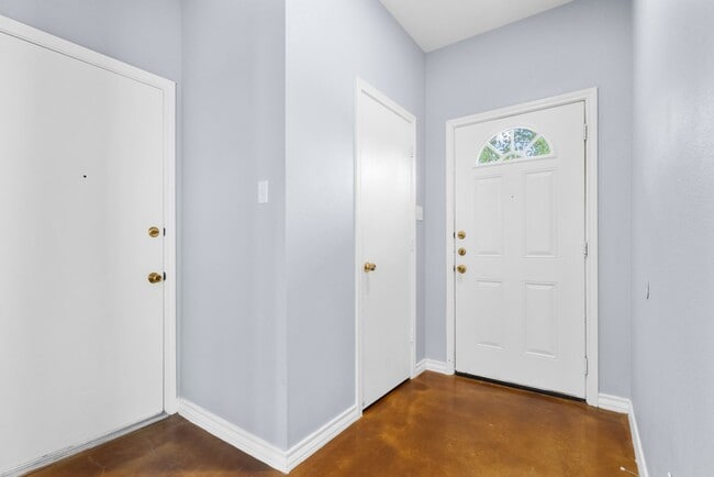 Photo - 3 bedroom and 2.5 bathroom located in The Gardens at The Summit Subdivision