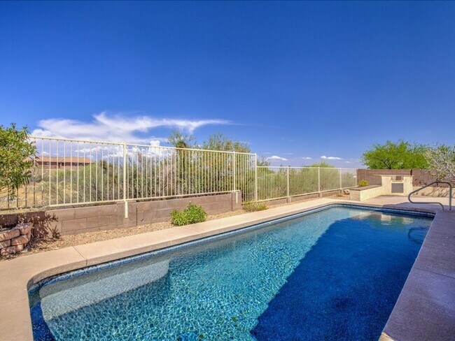 3 Bedroom 2 Bathroom - 3 Bedroom 2 Bathroom House