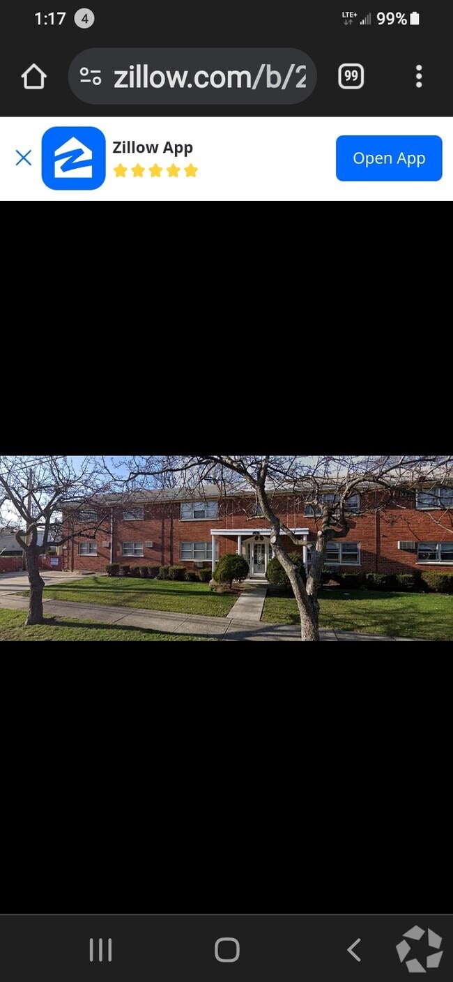 Aqua Vista Manor, Is Pristine & Reminds You, You're Not At Just Any Property - 2 N Broadway Ave Unit #2-East Rental