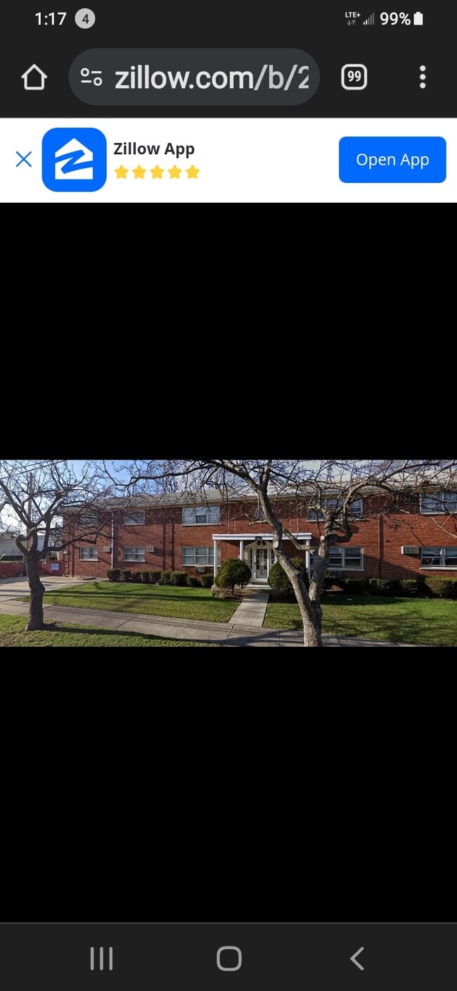 Aqua Vista Manor, Is Pristine & Reminds You, You're Not At Just Any Property - 2 N Broadway Ave Apartments Unit #2-East