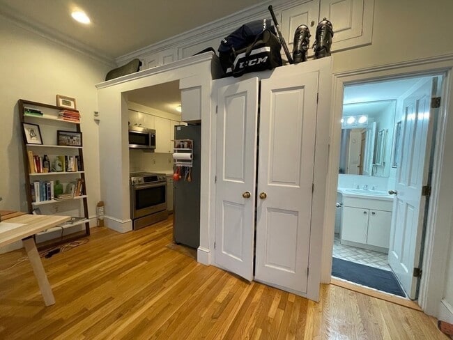 Photo - 458 Beacon St Unidad 6