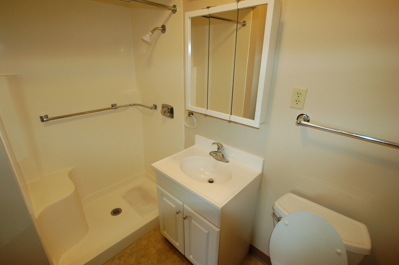 Photo - 221 15th St N Unit D4