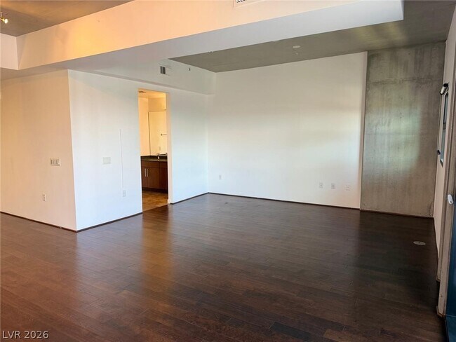 353 E Bonneville Ave Unit 275