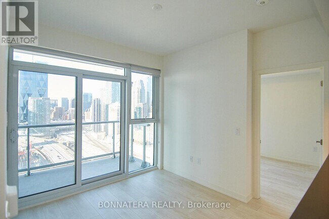 Photo - 20 Richardson St Unité 2707