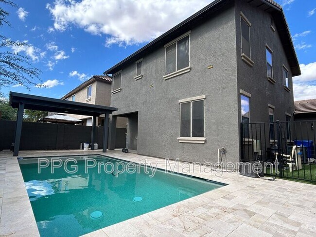 Building Photo - 15439 W Poinsettia Dr