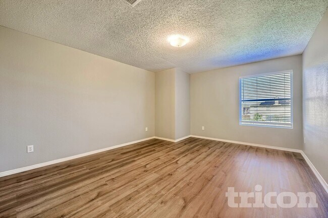 Photo - 3040 Clemente Dr