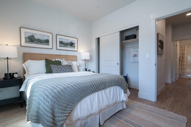 Photo - Sonder Fields Apartments
