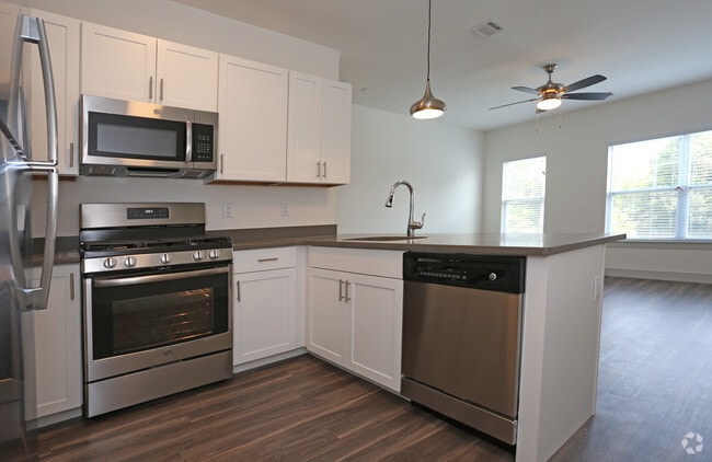 2BR, 1.5BA Kitchen