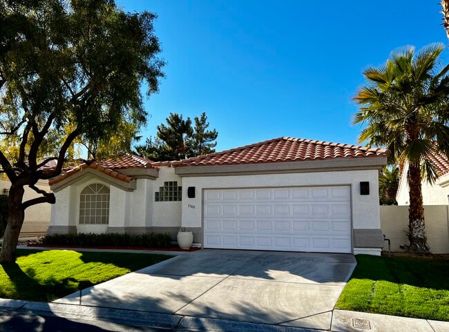 Photo - 5509 Royal Vista Ln