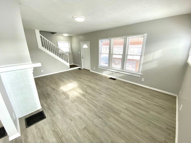 Photo - Newly Rehabbed Single Family in Dayton!: N...