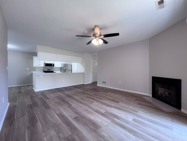 Photo - Highlands of Heritage Woods