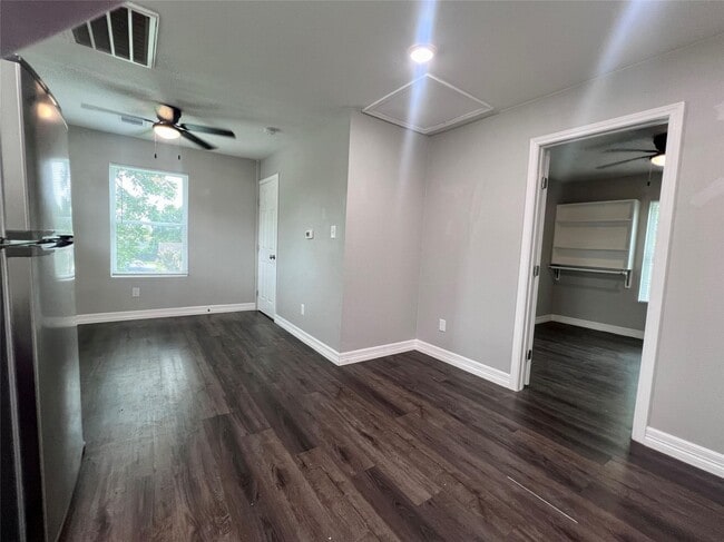 Photo - 207 Avenue A