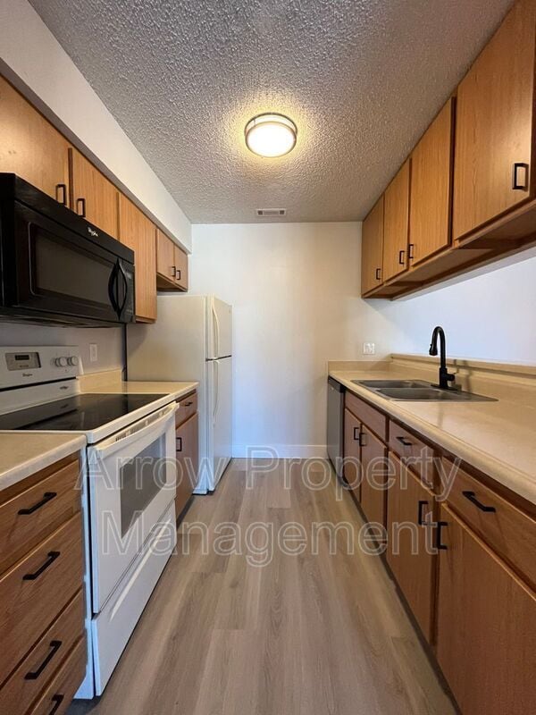 Photo - 2340 N 44th St Unit 11