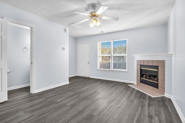 Photo - 2 Bed 2.5 Bath Townhome