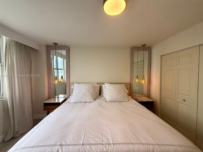 Photo - 770 Claughton Island Dr Unit 812