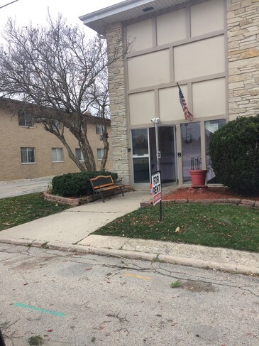 Photo - 1204 Memorial Dr Unit # 16