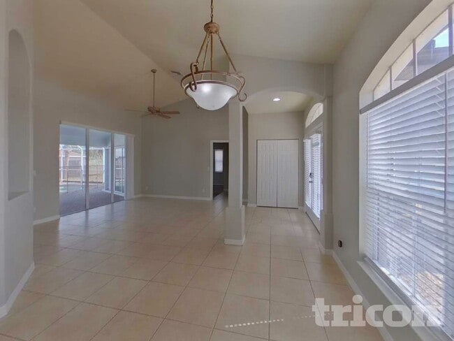 Photo - 4090 W Price Blvd