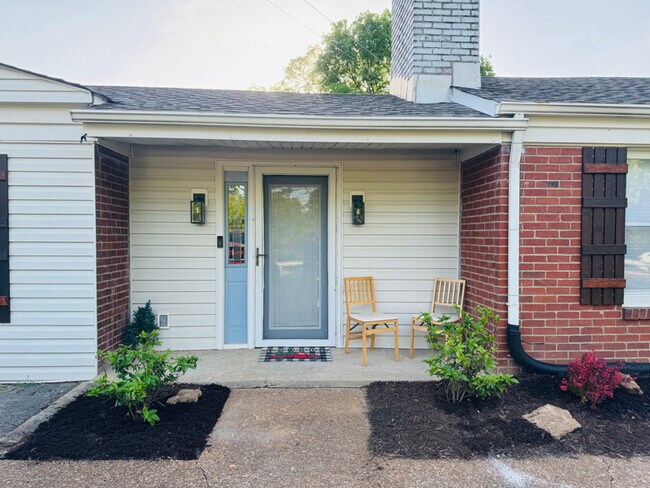 Photo - 2701 Hartford Dr