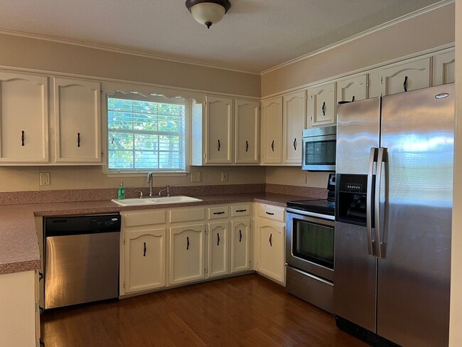14 Feldspar Ct
