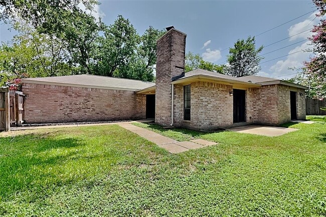 Photo - 3807 Wood Stone Walk Dr Casa