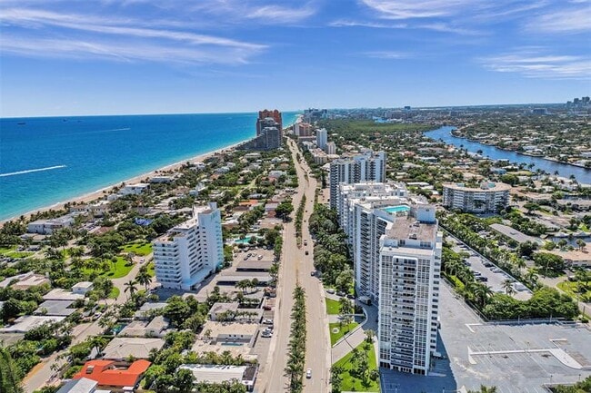 Building Photo - 2841 N Ocean Blvd Unit 303 Rental
