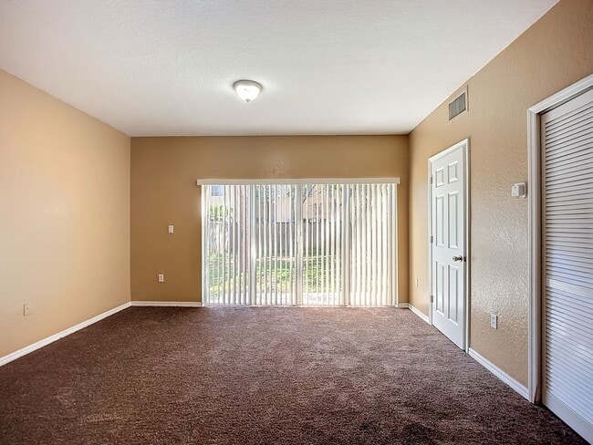 965 SW 6th Ct