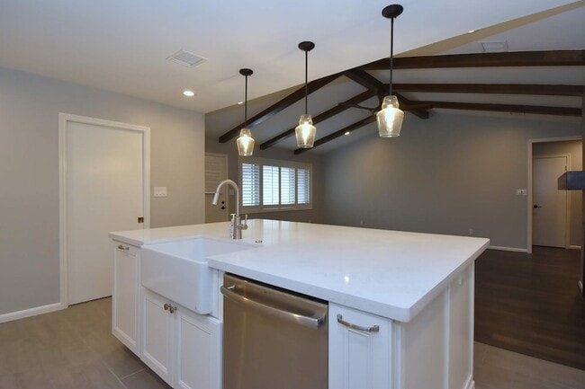 Photo - 10802 Meadow Lake Ln