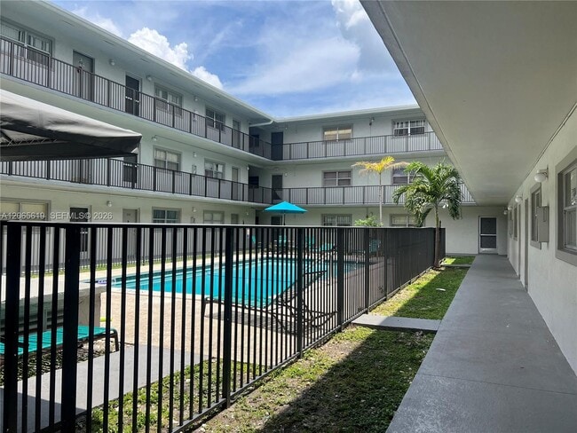 Photo - 16215 NE 18th Ct Unit 111