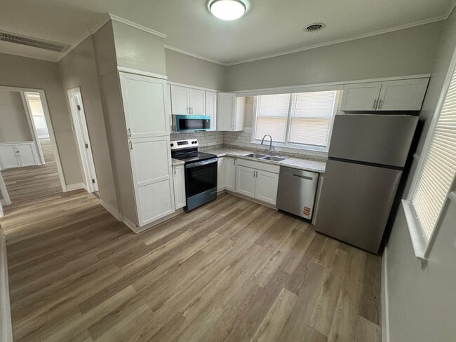 Photo - 1030 19th St Unit 2