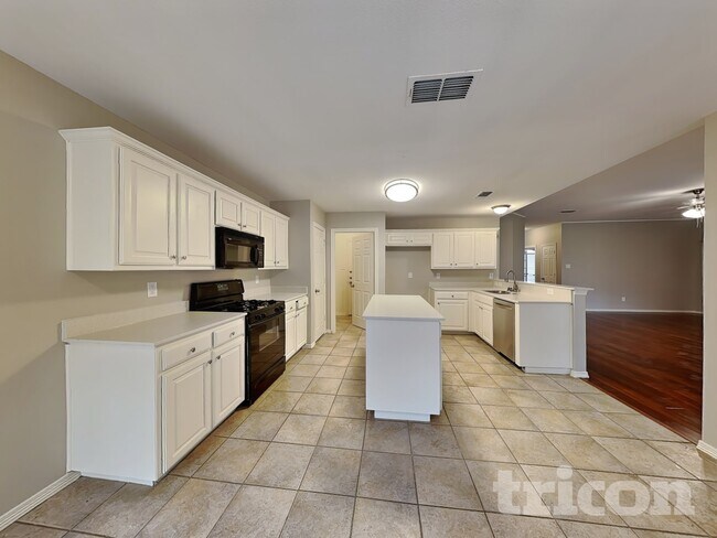 Photo - 5005 Vaquero Dr